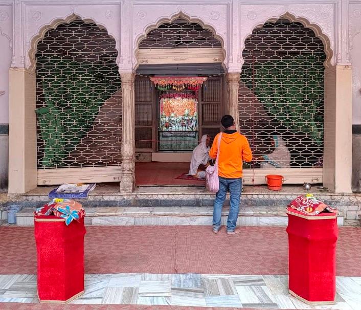 radha-gokulananda-mandir-temple-cover-img