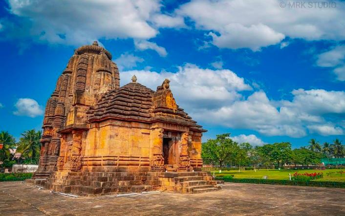 rajarani-temple-temple-cover-img