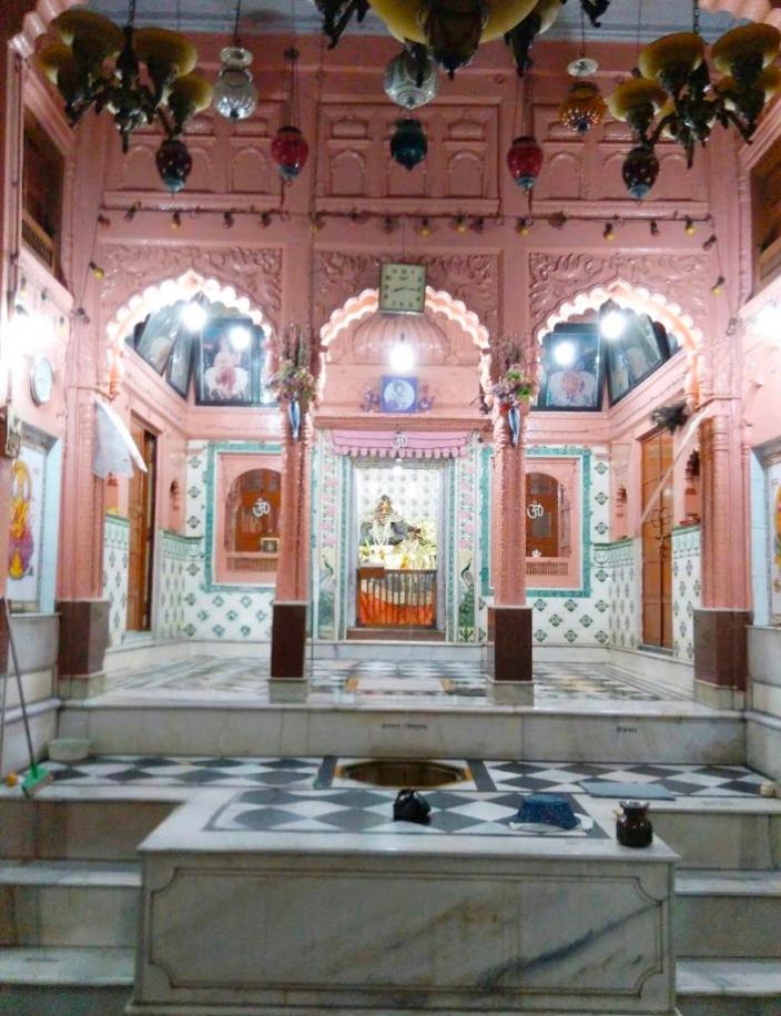 shri-radha-vallabh-temple-temple-cover-img